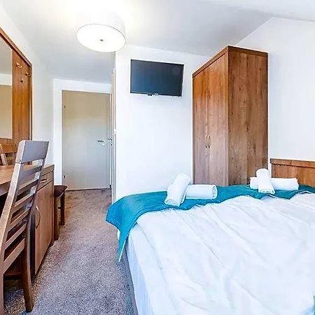 Dworek Nad Bialka Apartamenty-pokoje-bialka Tatrzanska-czarna Gora Szálloda