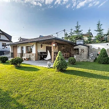 Dworek Nad Bialka Apartamenty-pokoje-bialka Tatrzanska-czarna Gora Szálloda