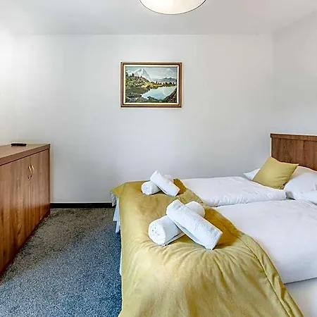 Dworek Nad Bialka Apartamenty-pokoje-bialka Tatrzanska-czarna Gora Szálloda