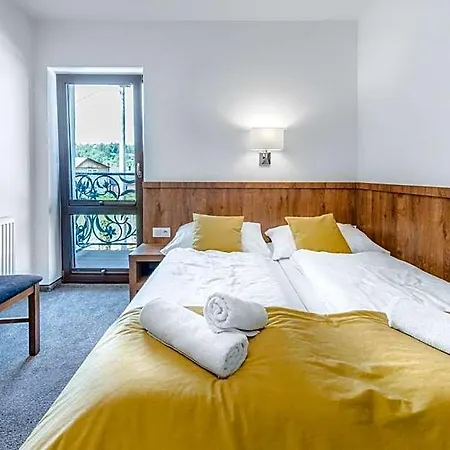 Szálloda Dworek Nad Bialka Apartamenty-pokoje-bialka Tatrzanska-czarna Gora